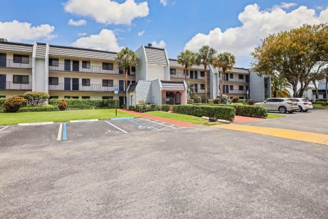 Condominio en venta en Lake Worth, Florida, 1 dormitorio, 66.52 m2 № 2245599 - foto 14
