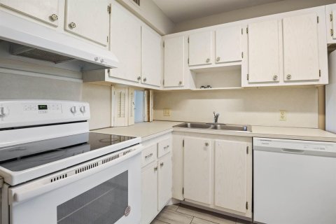 Condominio en venta en Lake Worth, Florida, 1 dormitorio, 66.52 m2 № 2245599 - foto 5