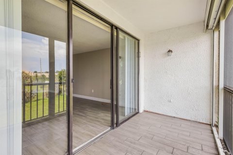 Condominio en venta en Lake Worth, Florida, 1 dormitorio, 66.52 m2 № 2245599 - foto 10