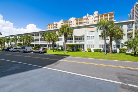 Купить кондоминиум в Помпано-Бич, Флорида 1 спальня, 55.74м2, № 1954063 - фото 13