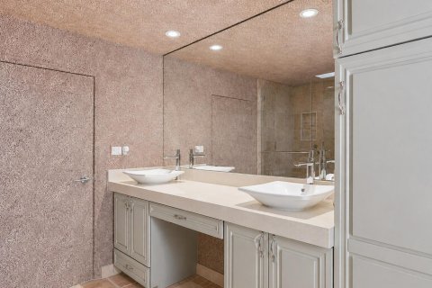 Casa en venta en Fort Lauderdale, Florida, 3 dormitorios, 278.24 m2 № 2083999 - foto 21