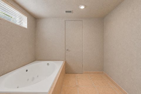 Casa en venta en Fort Lauderdale, Florida, 3 dormitorios, 278.24 m2 № 2083999 - foto 26