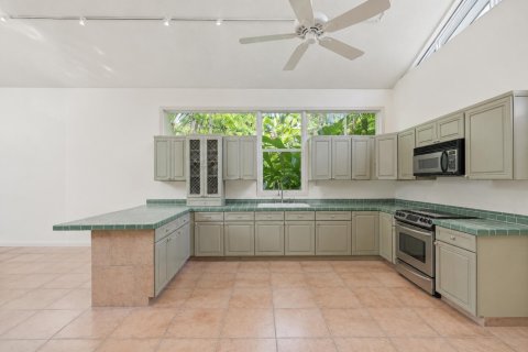 Casa en venta en Fort Lauderdale, Florida, 3 dormitorios, 278.24 m2 № 2083999 - foto 11