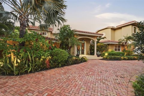 Casa en venta en Fort Lauderdale, Florida, 3 dormitorios, 278.24 m2 № 2083999 - foto 2