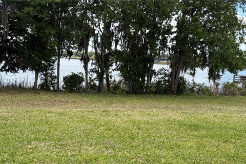 House in Polk City, Florida 1 bedroom, 29.73 sq.m. № 2166796 - photo 7