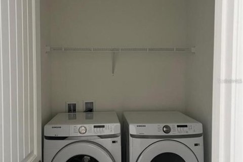 Adosado en alquiler en Kissimmee, Florida, 3 dormitorios, 129.51 m2 № 2229650 - foto 17
