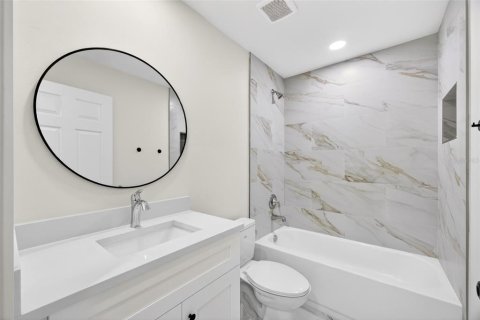 Villa ou maison à vendre à Punta Gorda, Floride: 4 chambres, 177.91 m2 № 2201004 - photo 27