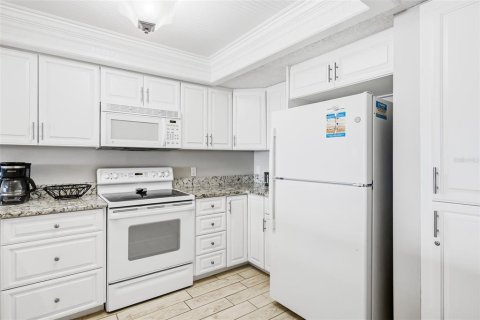 Купить кондоминиум в Индиан-Шорс, Флорида 5 комнат, 133.78м2, № 2097736 - фото 21