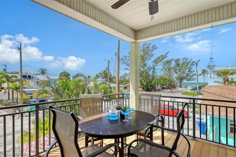 Casa en venta en Holmes Beach, Florida, 3 dormitorios, 187.29 m2 № 1912541 - foto 14