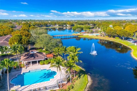 Купить кондоминиум в Мирамар, Флорида 1 спальня, 74.32м2, № 2001741 - фото 25