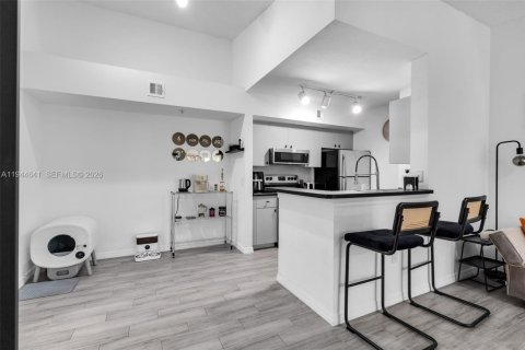 Купить кондоминиум в Мирамар, Флорида 1 спальня, 74.32м2, № 2001741 - фото 3