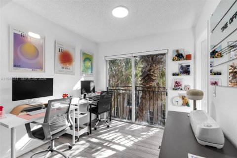 Купить кондоминиум в Мирамар, Флорида 1 спальня, 74.32м2, № 2001741 - фото 7