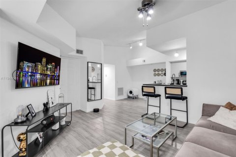 Купить кондоминиум в Мирамар, Флорида 1 спальня, 74.32м2, № 2001741 - фото 9