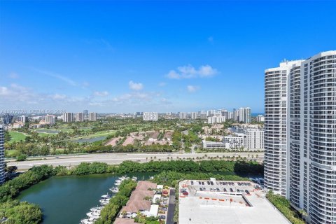 Condominio en venta en Aventura, Florida, 2 dormitorios, 109.72 m2 № 2035948 - foto 2