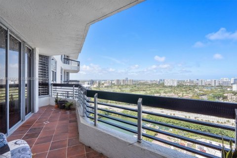 Condominio en venta en Aventura, Florida, 2 dormitorios, 109.72 m2 № 2035948 - foto 7