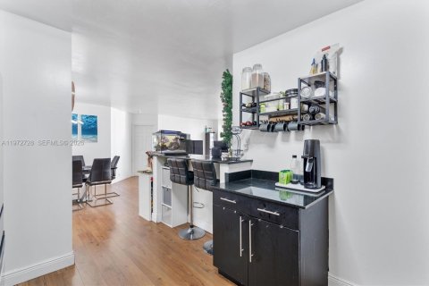 Condominio en venta en Aventura, Florida, 2 dormitorios, 109.72 m2 № 2035948 - foto 26
