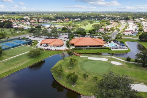 House in Bradenton, Florida 2 bedrooms, 138.7 sq.m. № 1530246 - photo 22