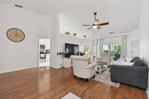 House in Bradenton, Florida 2 bedrooms, 138.7 sq.m. № 1530246 - photo 4