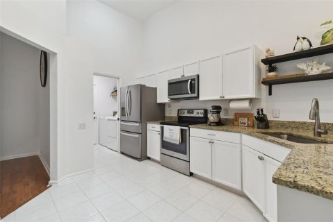 House in Bradenton, Florida 2 bedrooms, 138.7 sq.m. № 1530246 - photo 7