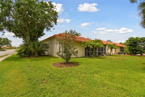 House in Bradenton, Florida 2 bedrooms, 138.7 sq.m. № 1530246 - photo 19
