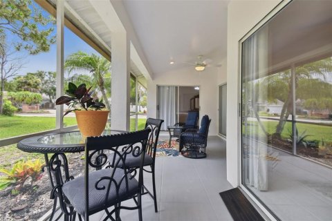 House in Bradenton, Florida 2 bedrooms, 138.7 sq.m. № 1530246 - photo 12