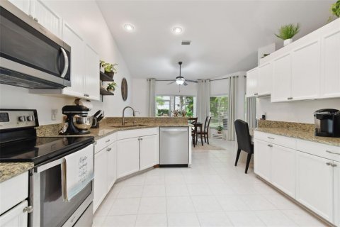 House in Bradenton, Florida 2 bedrooms, 138.7 sq.m. № 1530246 - photo 6