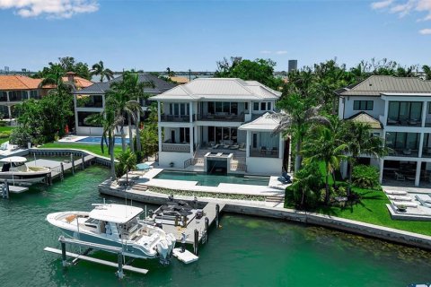 Casa en venta en Sarasota, Florida, 5 dormitorios, 535.02 m2 № 1766192 - foto 13