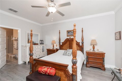 Villa ou maison à vendre à New Port Richey, Floride: 5 chambres, 229.1 m2 № 2277531 - photo 28