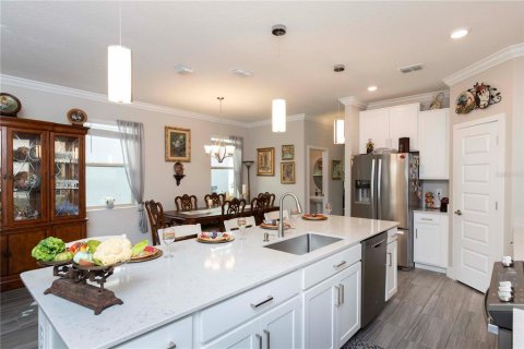 Villa ou maison à vendre à New Port Richey, Floride: 5 chambres, 229.1 m2 № 2277531 - photo 18