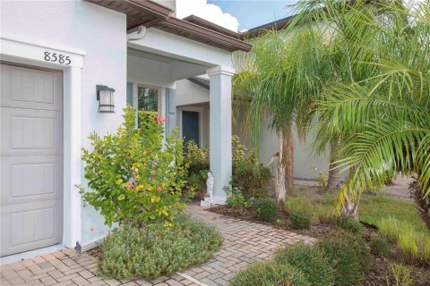 Villa ou maison à vendre à New Port Richey, Floride: 5 chambres, 229.1 m2 № 2277531 - photo 7