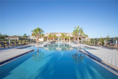 Villa ou maison à vendre à New Port Richey, Floride: 5 chambres, 229.1 m2 № 2277531 - photo 2