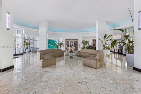 Condominio en alquiler en Miami Beach, Florida, 51.28 m2 № 2179618 - foto 20