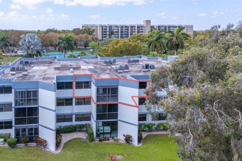 Condo in Weston, Florida, 2 bedrooms  № 2065984 - photo 29