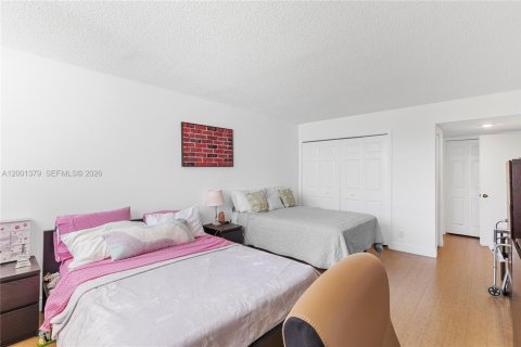 Condo in Weston, Florida, 2 bedrooms  № 2065984 - photo 23