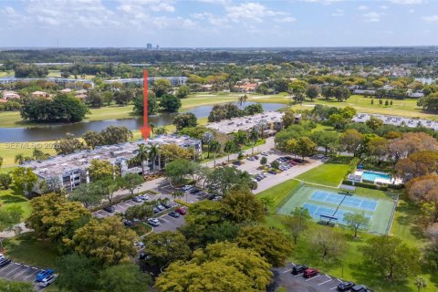 Condo in Weston, Florida, 2 bedrooms  № 2065984 - photo 6