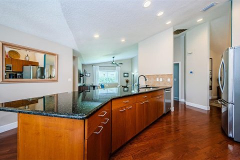 Casa en venta en Palm Harbor, Florida, 3 dormitorios, 228.73 m2 № 1508894 - foto 18