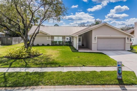 Casa en venta en Palm Harbor, Florida, 3 dormitorios, 228.73 m2 № 1508894 - foto 1