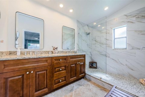 Casa en venta en Palm Harbor, Florida, 3 dormitorios, 228.73 m2 № 1508894 - foto 29
