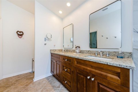 Casa en venta en Palm Harbor, Florida, 3 dormitorios, 228.73 m2 № 1508894 - foto 30