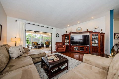 Casa en venta en Palm Harbor, Florida, 3 dormitorios, 228.73 m2 № 1508894 - foto 10