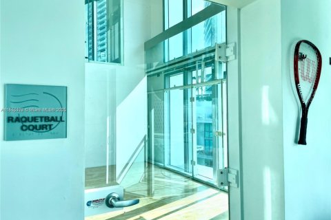 Condominio en alquiler en Miami, Florida, 1 dormitorio, 65.4 m2 № 1895737 - foto 26