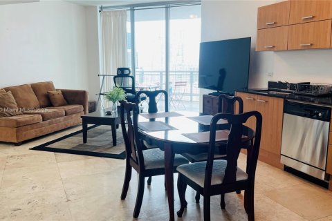 Condominio en alquiler en Miami, Florida, 1 dormitorio, 65.4 m2 № 1895737 - foto 7