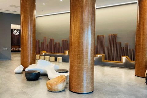Condominio en alquiler en Miami, Florida, 1 dormitorio, 65.4 m2 № 1895737 - foto 2