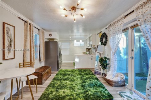 Villa ou maison à vendre à Wilton Manors, Floride: 2 chambres, 64.66 m2 № 1921892 - photo 5