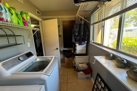 Condo in Jacksonville, Florida, 3 bedrooms  № 1893806 - photo 23