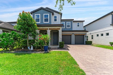 House in Orlando, Florida 5 bedrooms, 382.2 sq.m. № 1685149 - photo 11