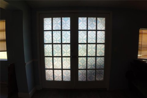 House in Englewood, Florida 4 bedrooms, 130.71 sq.m. № 1901008 - photo 30