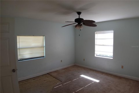 House in Englewood, Florida 4 bedrooms, 130.71 sq.m. № 1901008 - photo 27