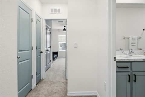 Townhouse in Wesley Chapel, Florida 3 bedrooms, 161.19 sq.m. № 2148768 - photo 30