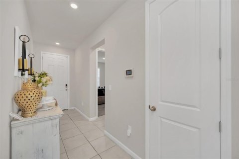 House in Haines City, Florida 4 bedrooms, 192.31 sq.m. № 1509698 - photo 26